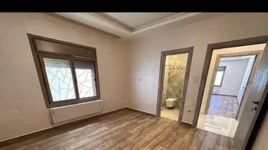 شقة في بالقرب من مديرية شؤون الأفراد - 230,000 دأ - صورة NaN