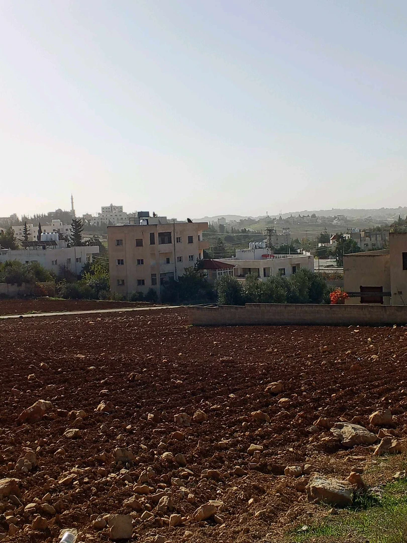 مبنى في ناعور - 150,000 دأ - صورة 1