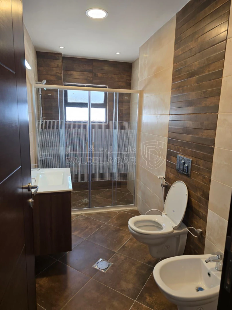 شقة في ديرغبار شارع ال60 - 165,000 دأ - صورة 1