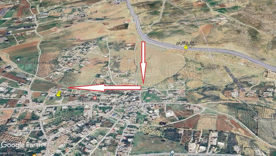 أرض في شمال عمان موبص بجانب شارع الاردن - 55,000 دأ - صورة 1