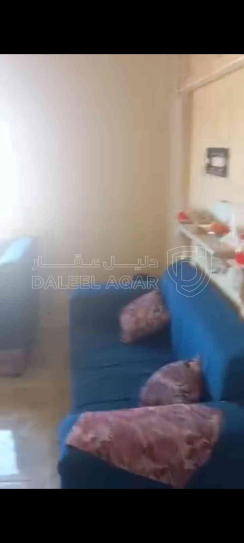 شقة في عين الباشا قرب أسواق خشرم - 23,000 دأ - صورة 1