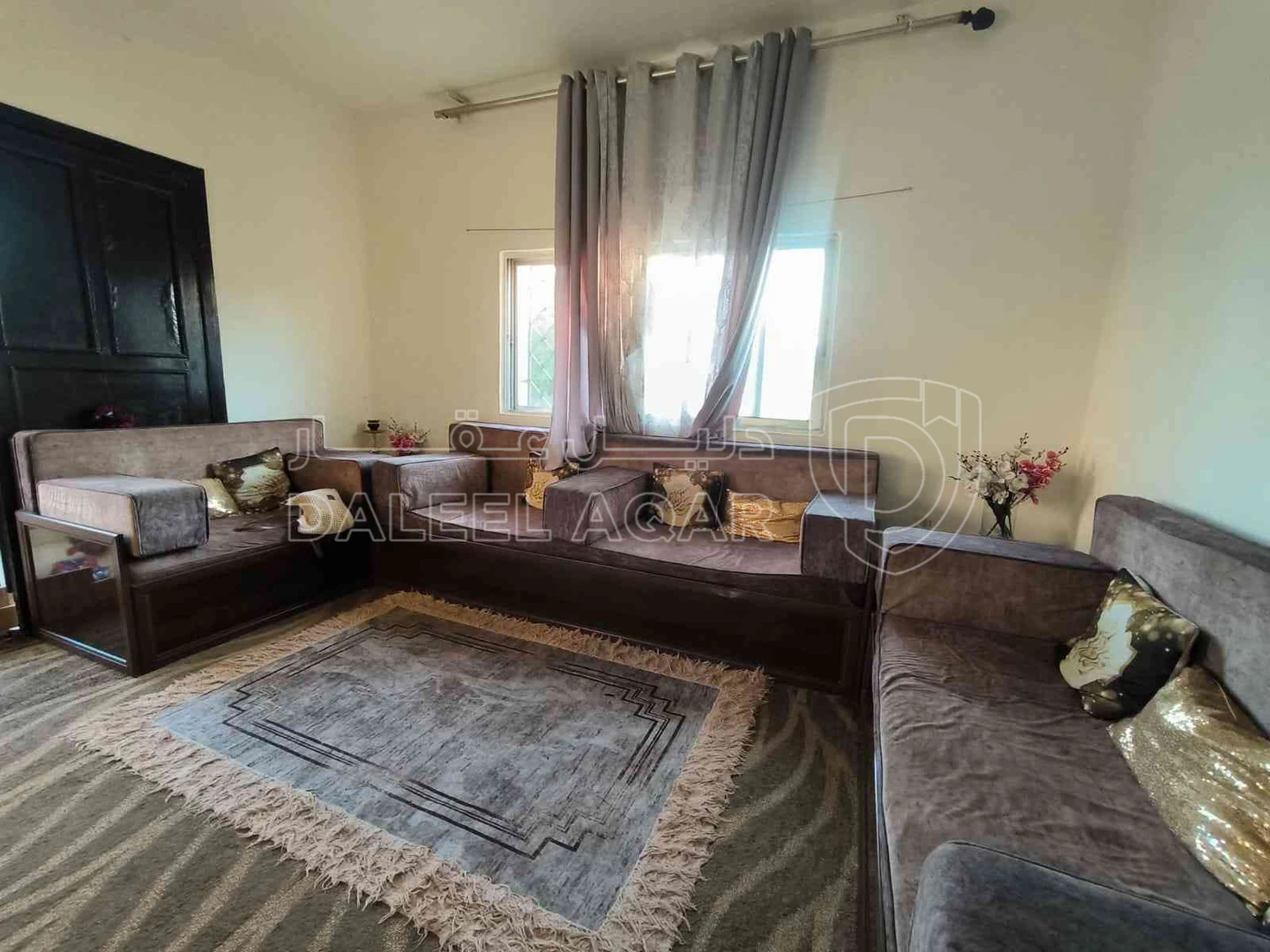 شقة في اربد الحي الجنوبي غرب اشارة النسيم  - 29,900 دأ - صورة 1