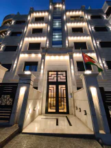شقة - شفا بدران أقرب من الجامعة التطبيقية على شارعين - 112000 دأ