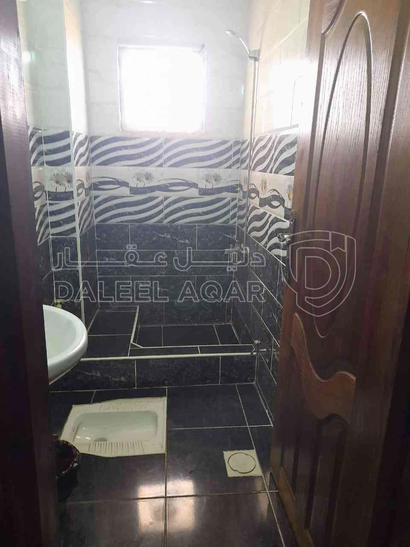 شقة في عبين فوق مديرية الشرطه  - 25,000 دأ - صورة 1