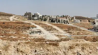 أرض في قطعة أرض سكنية منطقة فلل حديثة للبيع - 250,000 دأ - صورة NaN