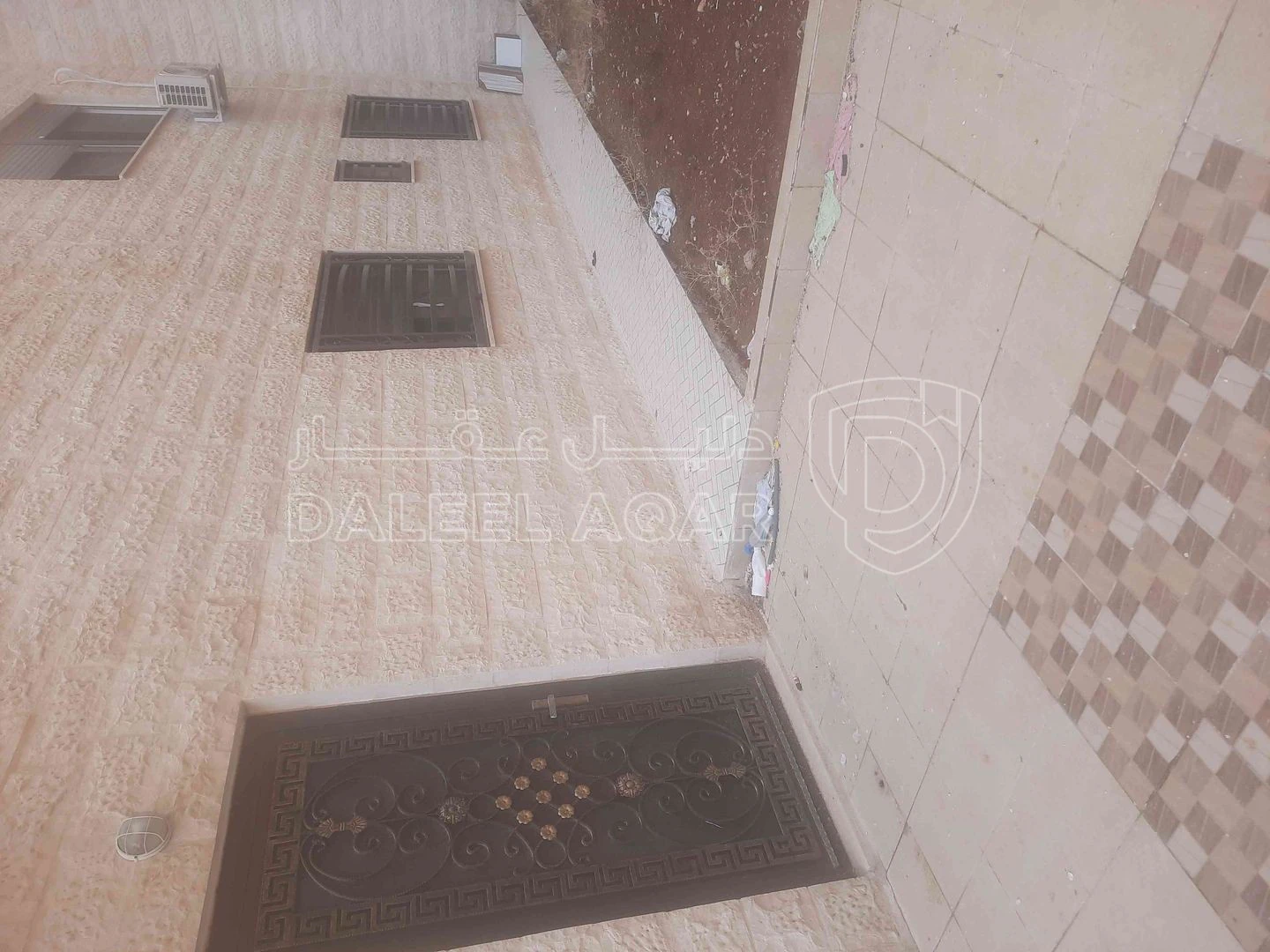 شقة في شقة ارضية مع حدائق للبيع في عرجان - 115,000 دأ - صورة 1
