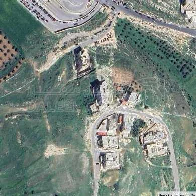 أرض في للبيع قطعة ارض من اراضي غرب عمان البحاث - 135,000 دأ - صورة 1