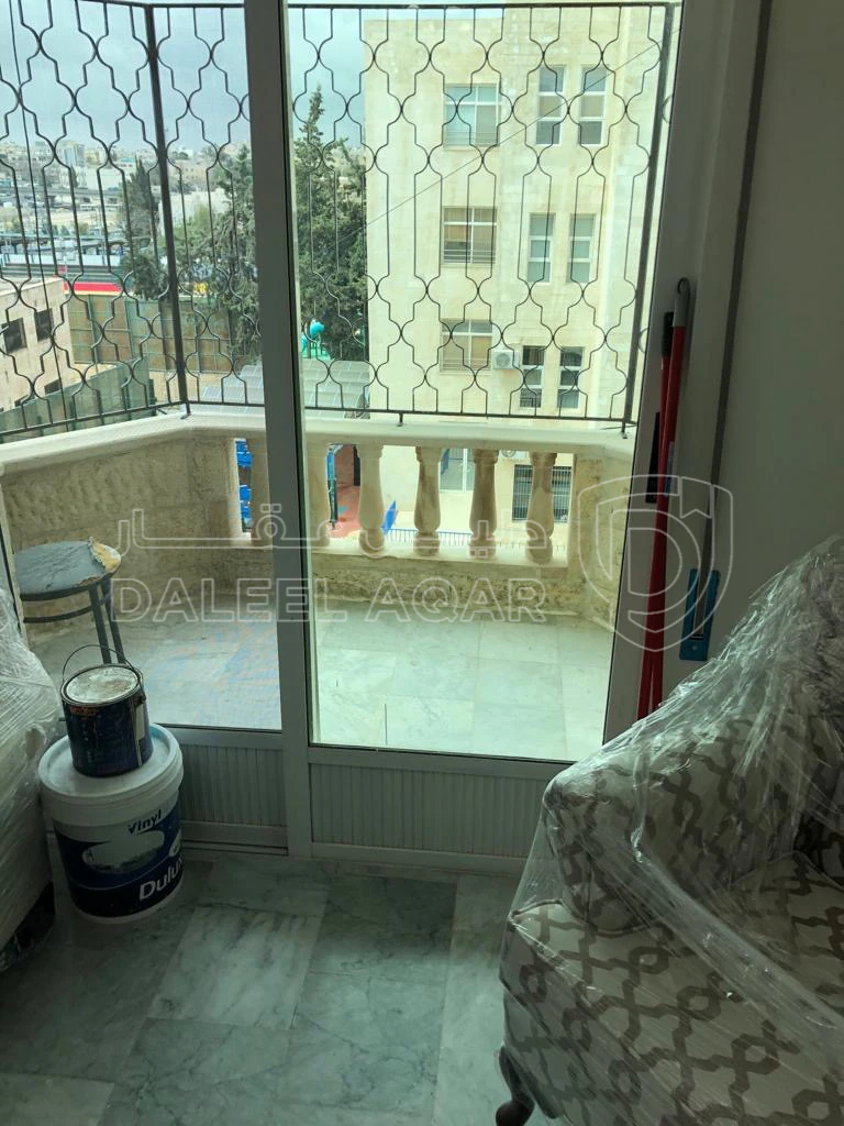 شقة في ضاحية الامير راشد - 70,000 دأ - صورة 1