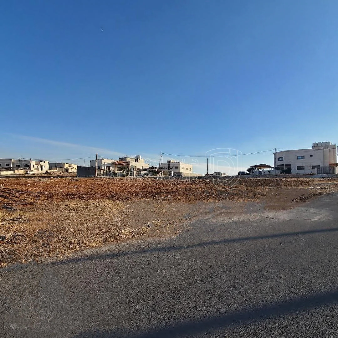 أرض في  العبدلية / قرب مسجد ضرار بن الازور - 40,000 دأ - صورة 1