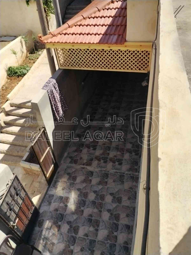 فيلا/منزل في ممكن سياره جزء من  حق البيت وتكمل الباقي  - 65,000 دأ - صورة 1