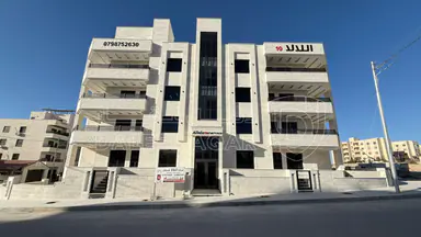 شقة - مدينة الشرق - مقابل اسواق العقرباوي  - 62000 دأ