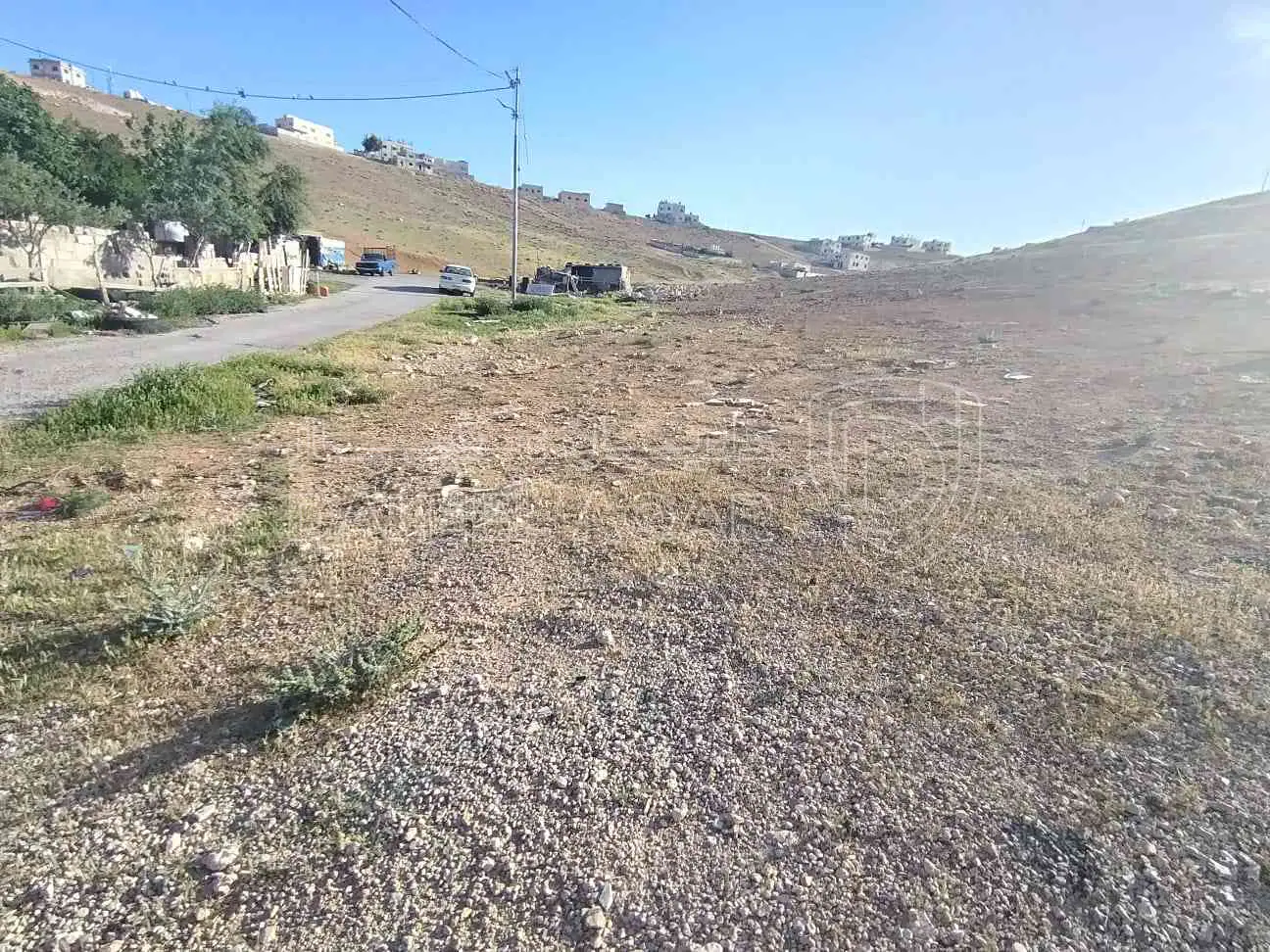 أرض في الزرقاء حي الأحمد قرب سجن بيرين - 15,000 دأ - صورة 1