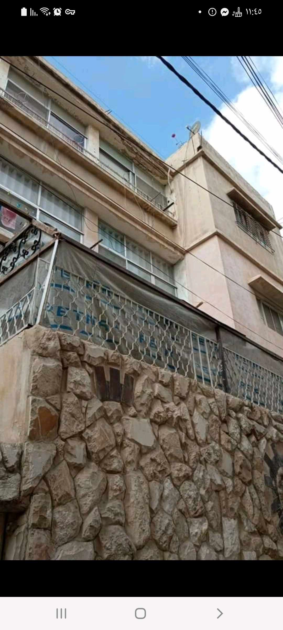 مبنى في الزرقاء - 50,000 دأ - صورة 1