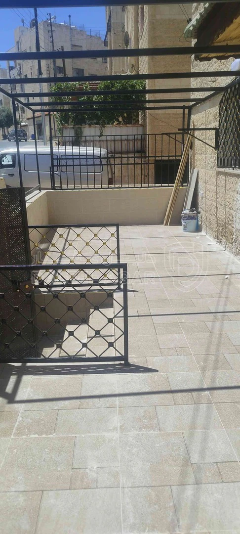 شقة في عمان ضاحيه الامير حسن بجانب مدرسه منابر الاقصى - 48,000 دأ - صورة 1