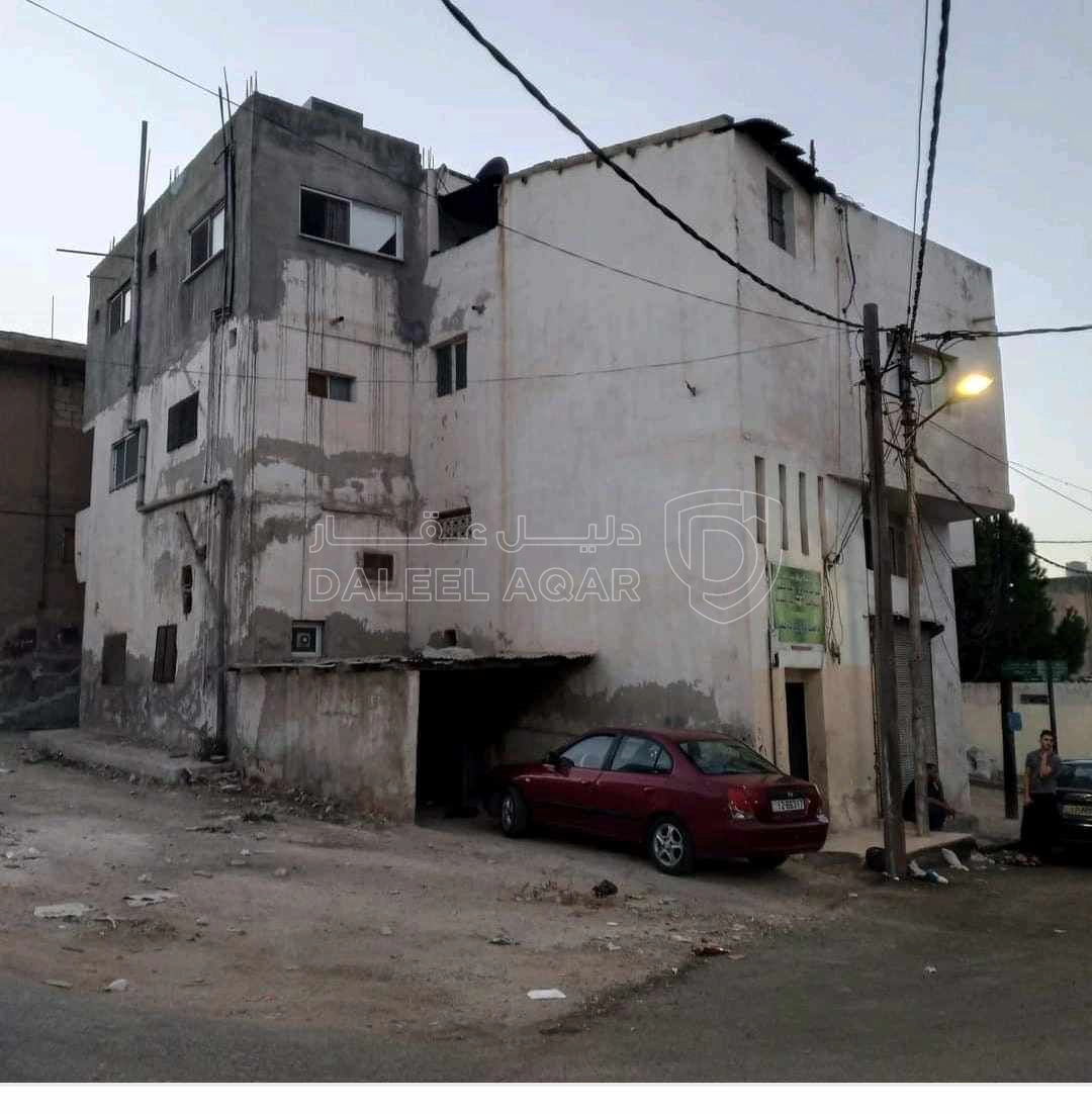 شقة في الرمثا شارع النهضة - 23,000 دأ - صورة 1