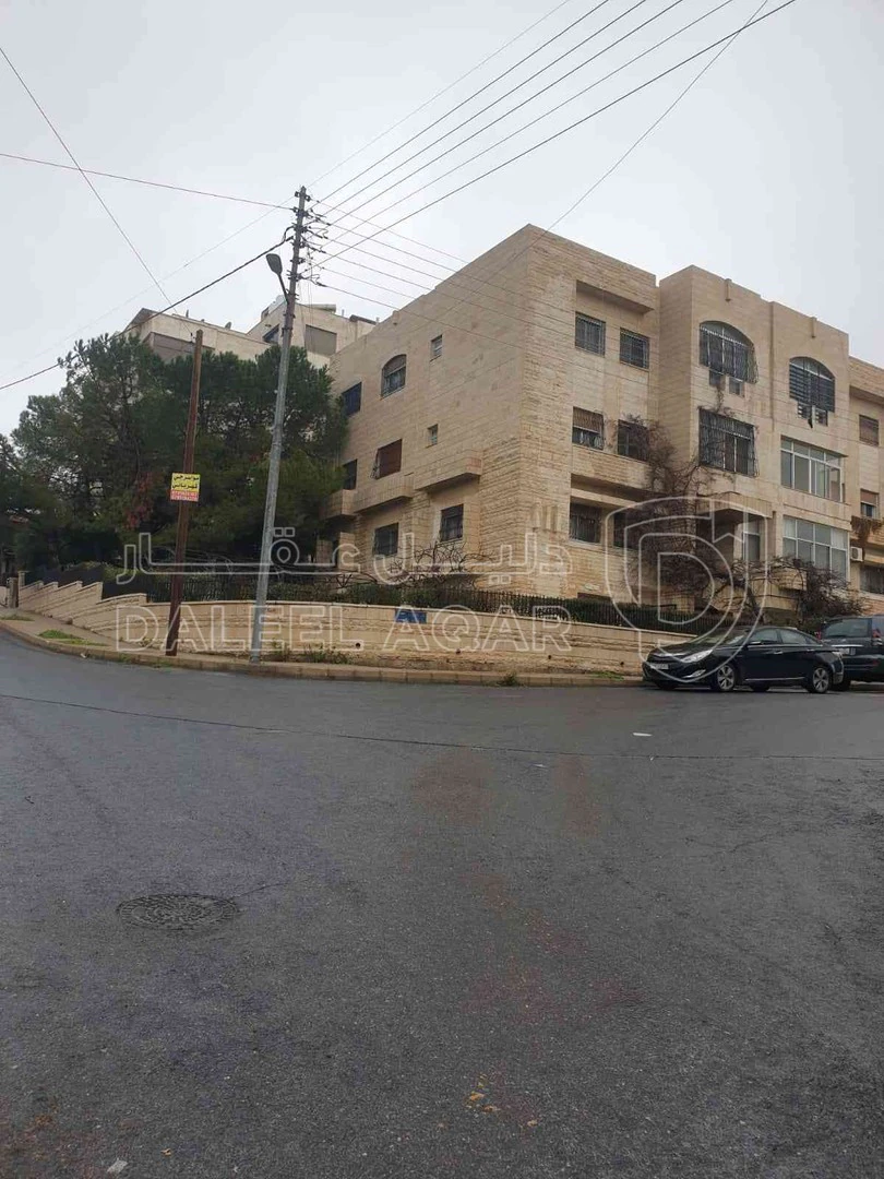 مبنى في الجبيهه - 680,000 دأ - صورة 1