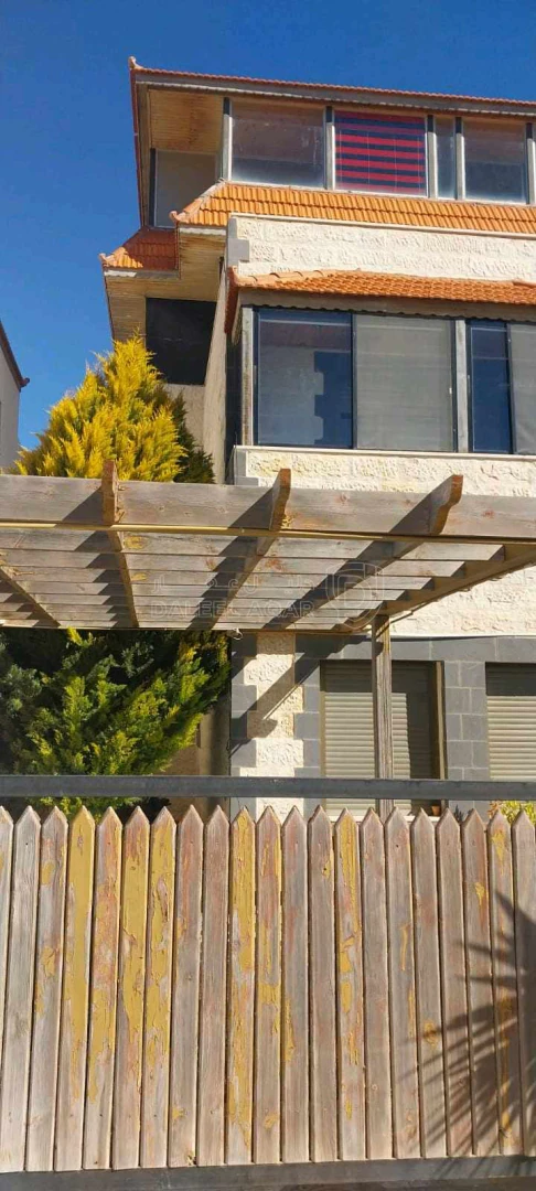 مبنى في الكرك، المرج،  طليسا مقابل أكاديمية إيزي روبوت كت  - 95,000 دأ - صورة 1