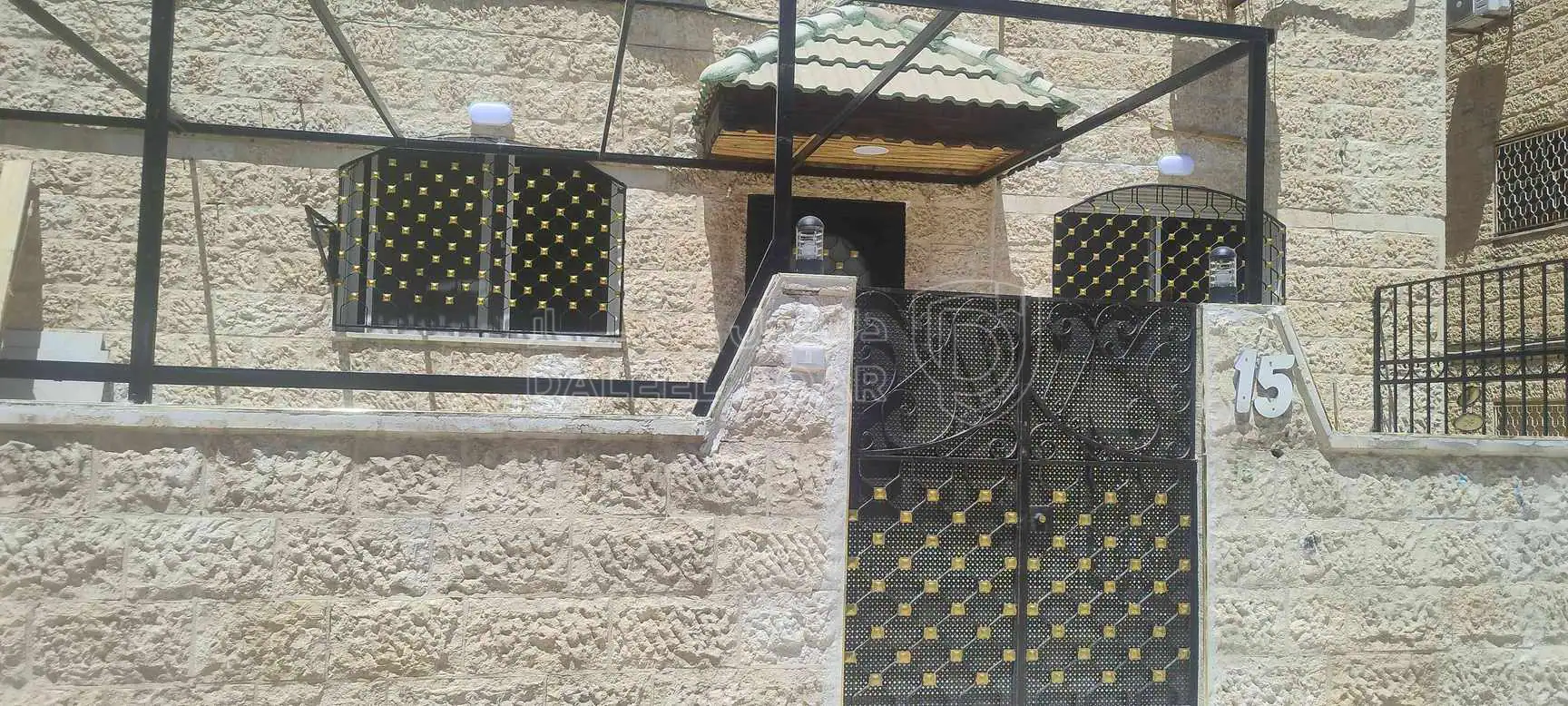 شقة في عمان ضاحيه الامير حسن بجانب مدرسه منابر الاقصى - 48,000 دأ - صورة 1