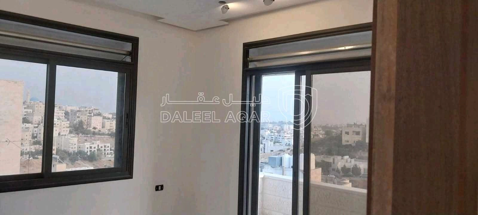 شقة في بالقرب من مركز امن صويلح - 80,000 دأ - صورة 1