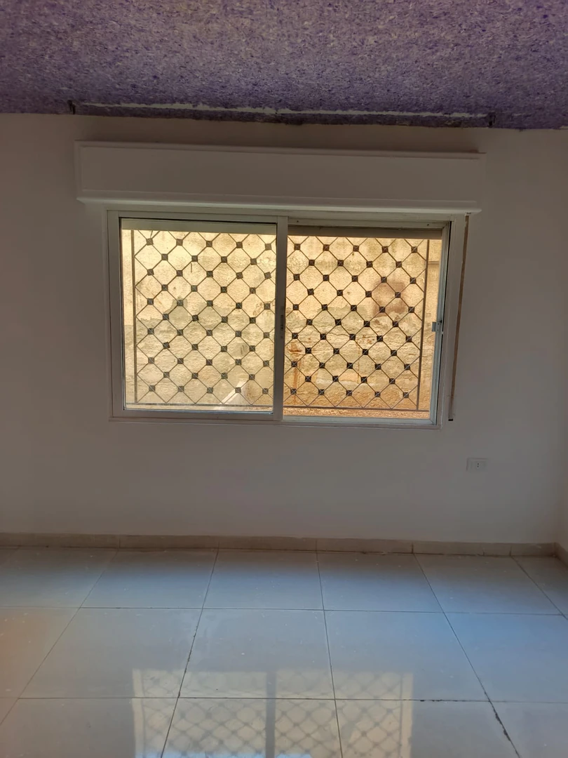 شقة في شقة تسوية للبيع – جبل الزهور | 142م² - 45,000 دأ - صورة 1