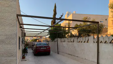 فيلا/منزل في السلط - قرب مضافة الحياصات - 150,000 دأ - صورة NaN