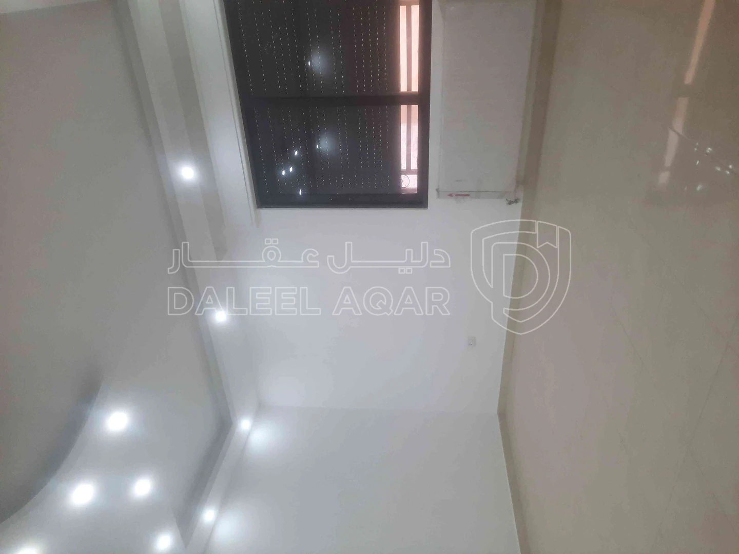شقة في شقة ارضية مع حدائق للبيع في عرجان - 115,000 دأ - صورة 1