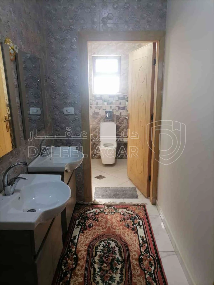 فيلا/منزل في عمان جاوا - 135,000 دأ - صورة 1