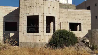 فيلا/منزل في جويدة إسكان المالية والزراعه بجانب نادي الرمايه الملكي  - 180,000 دأ - صورة NaN