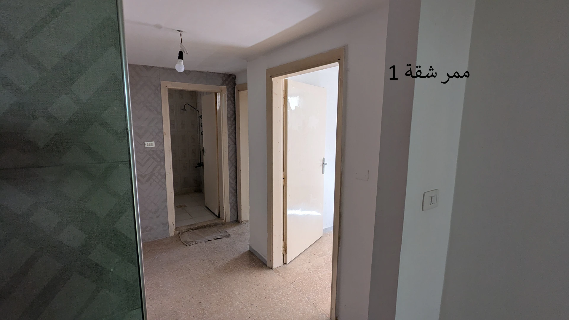 شقة في ضاحية الامير حسن قرب صيدلية عمر شاهين - 25,000 دأ - صورة 1