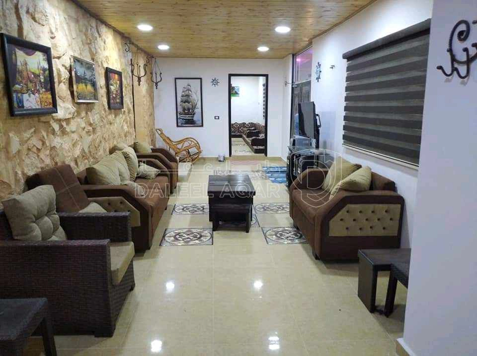 مبنى في غريسا قرب القريه الاثريه قريه بلاسقوف - 115,000 دأ - صورة 1