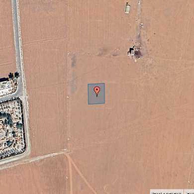 أرض في بالقرب من أكاديمية الزين الفروسية - 75,000 دأ - صورة 1