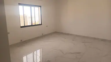 شقة - ابو نصير  - 76000 دأ