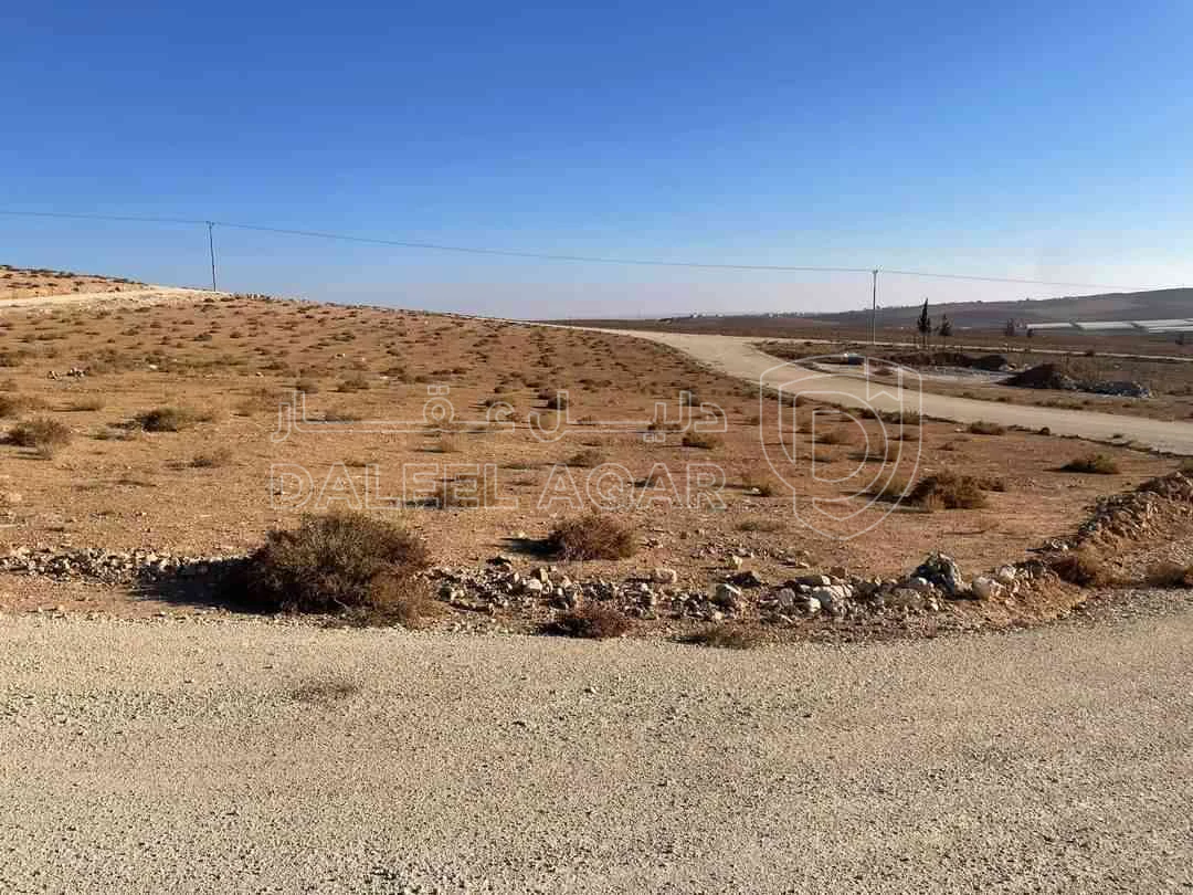 أرض في قطعت ارض في زملة اعليا موقع جميل ومميز  - 18,000 دأ - صورة 1