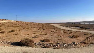 أرض - قطعت ارض في زملة اعليا موقع جميل ومميز  - 18000 دأ
