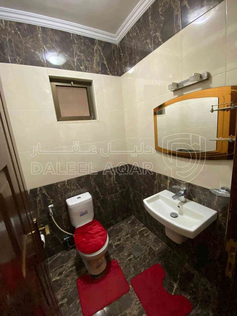 شقة في عين الباشا اول قاقيش عماره ٣٤ ط ارضي - 78,000 دأ - صورة 1