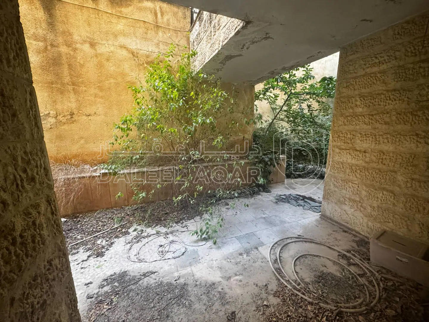 شقة في Suweileh - 90,000 دأ - صورة 1