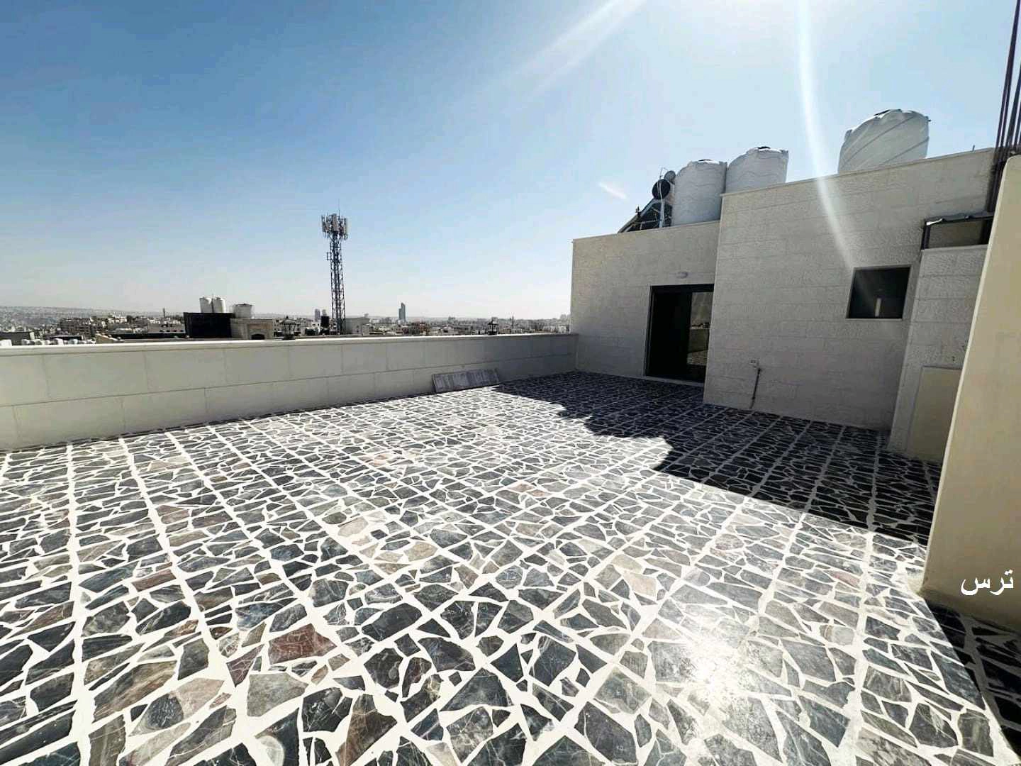 شقة في عمان المدينة الرياضية - 119,000 دأ - صورة 1