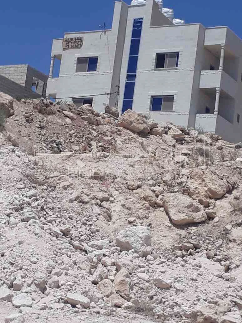 أرض في ارض للبيع في الزرقاء (جريبا ) - 25,500 دأ - صورة 1