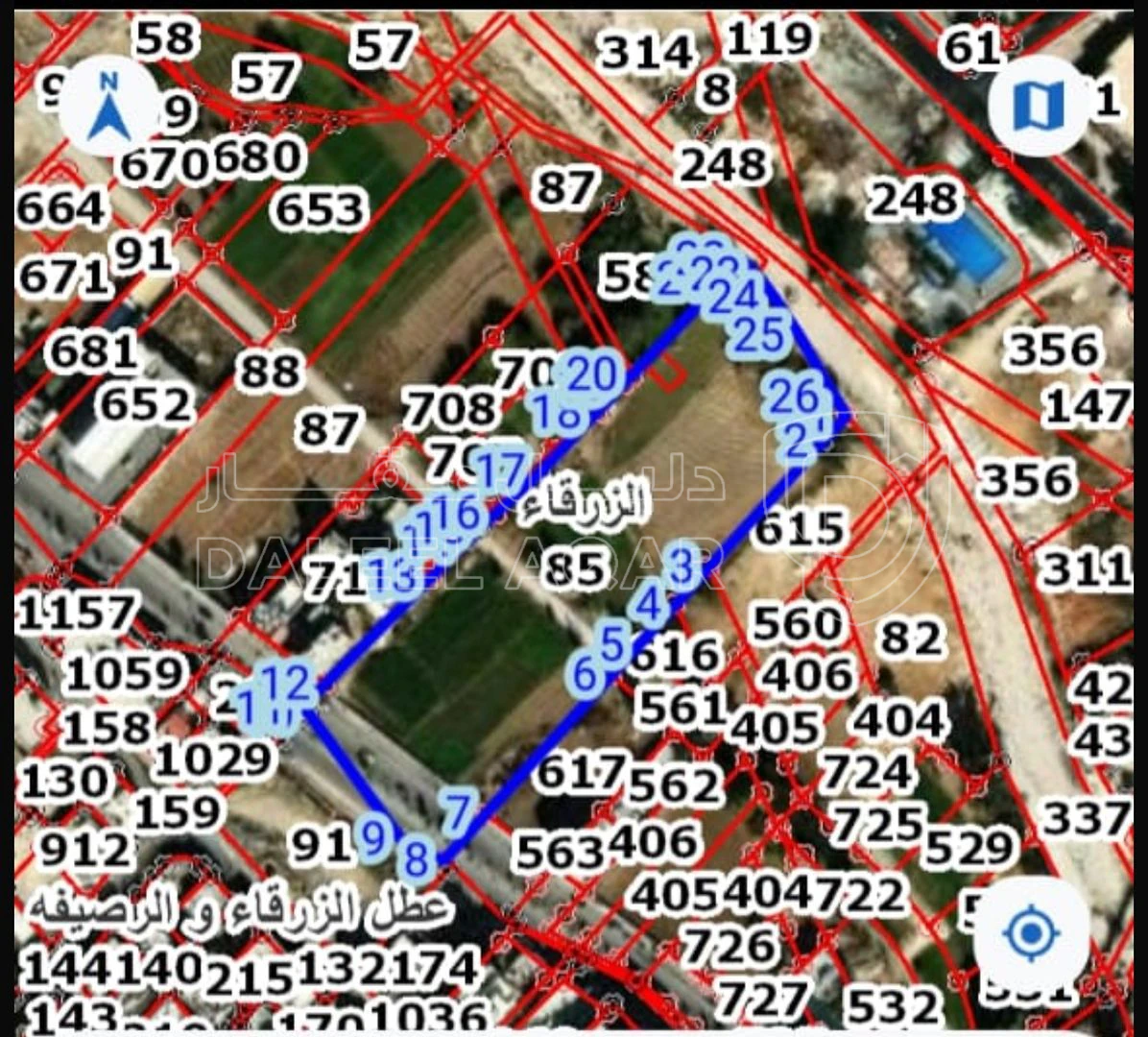 أرض في الزرقاء /الشارع الرئيسي بجانب مطعم الريف - 1,000,000 دأ - صورة 1