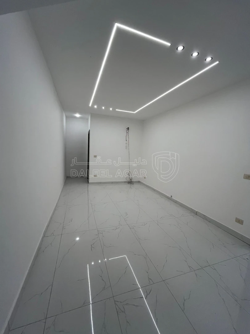 شقة في شقة للبيع في البنيات - 55,000 دأ - صورة 1