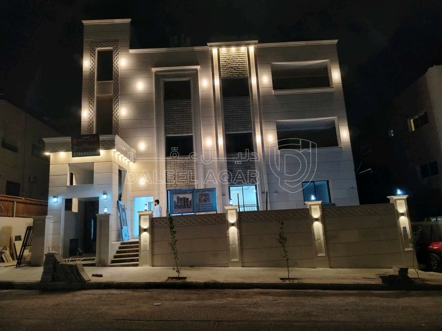 مبنى في العقبه السكنيه الثالثه  - 320,000 دأ - صورة 1