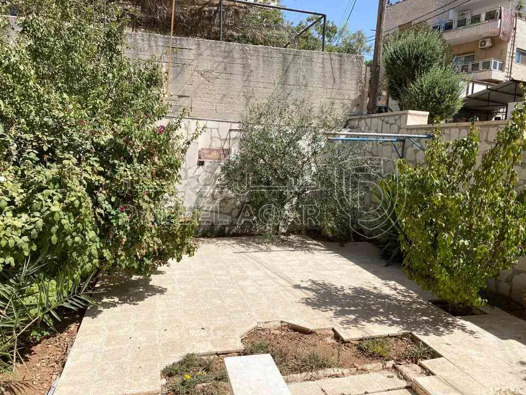 فيلا/منزل في عمان ، الجبيهه ، ضاحية الرشيد  - 310,000 دأ - صورة 1