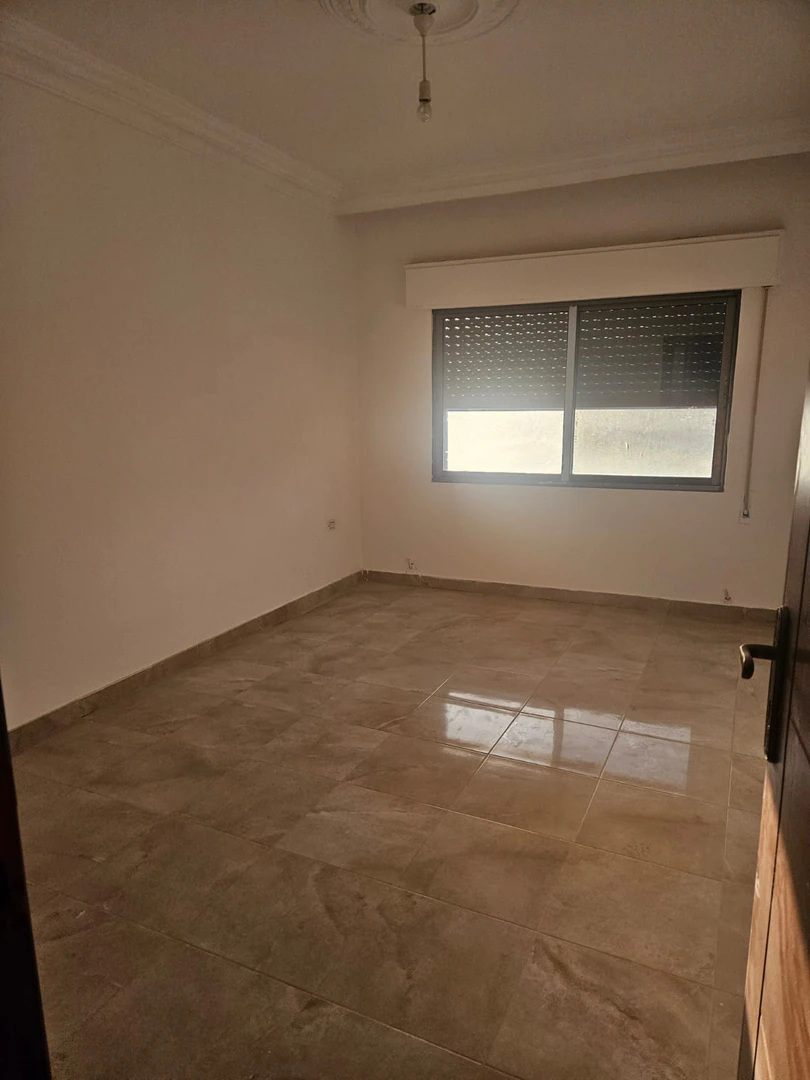 شقة في السلط - نقب الدبور  - 56,000 دأ - صورة 1
