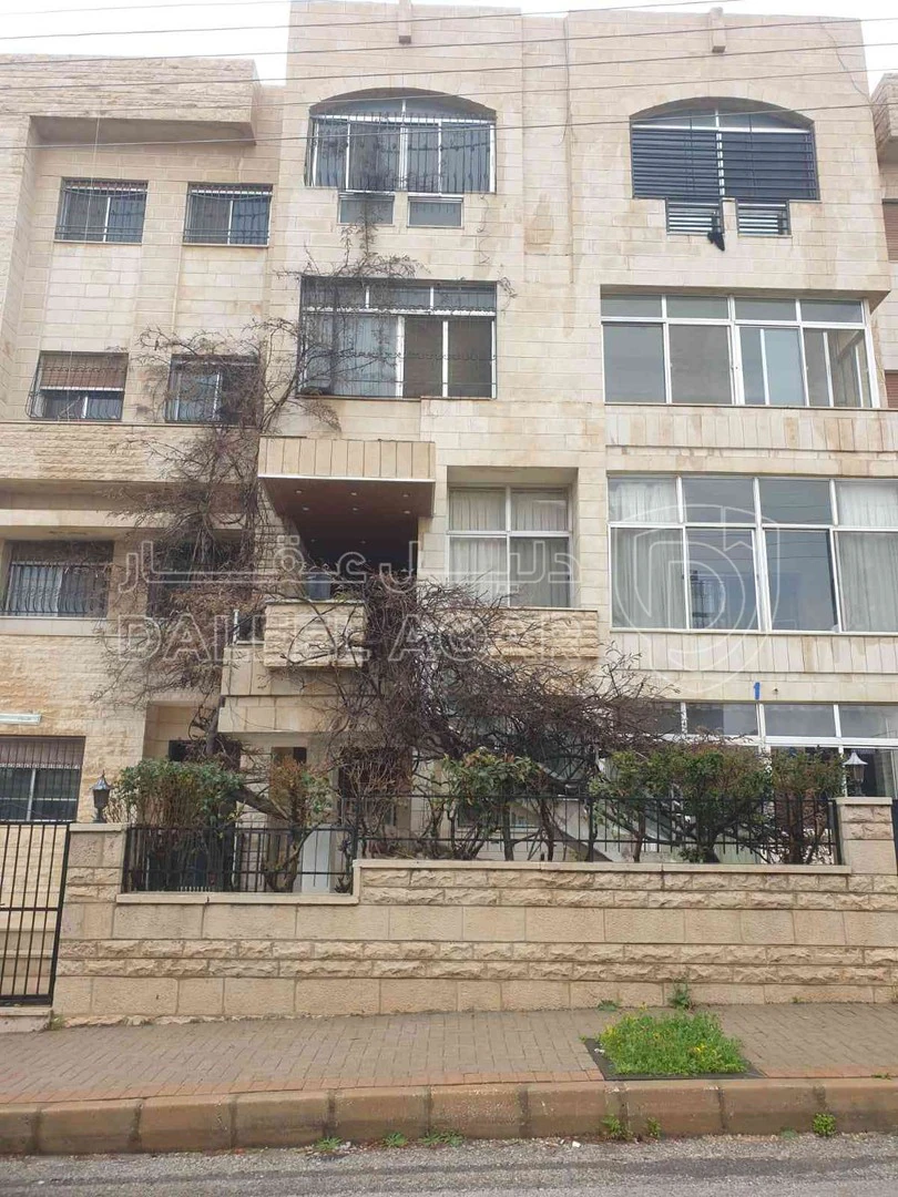 مبنى في الجبيهه - 680,000 دأ - صورة 1