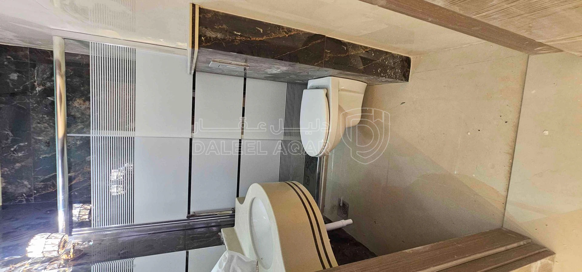 شقة في الجبيهه ام زويتينه دوبلكس درج داخلي اخير مع روف - 135,000 دأ - صورة 1