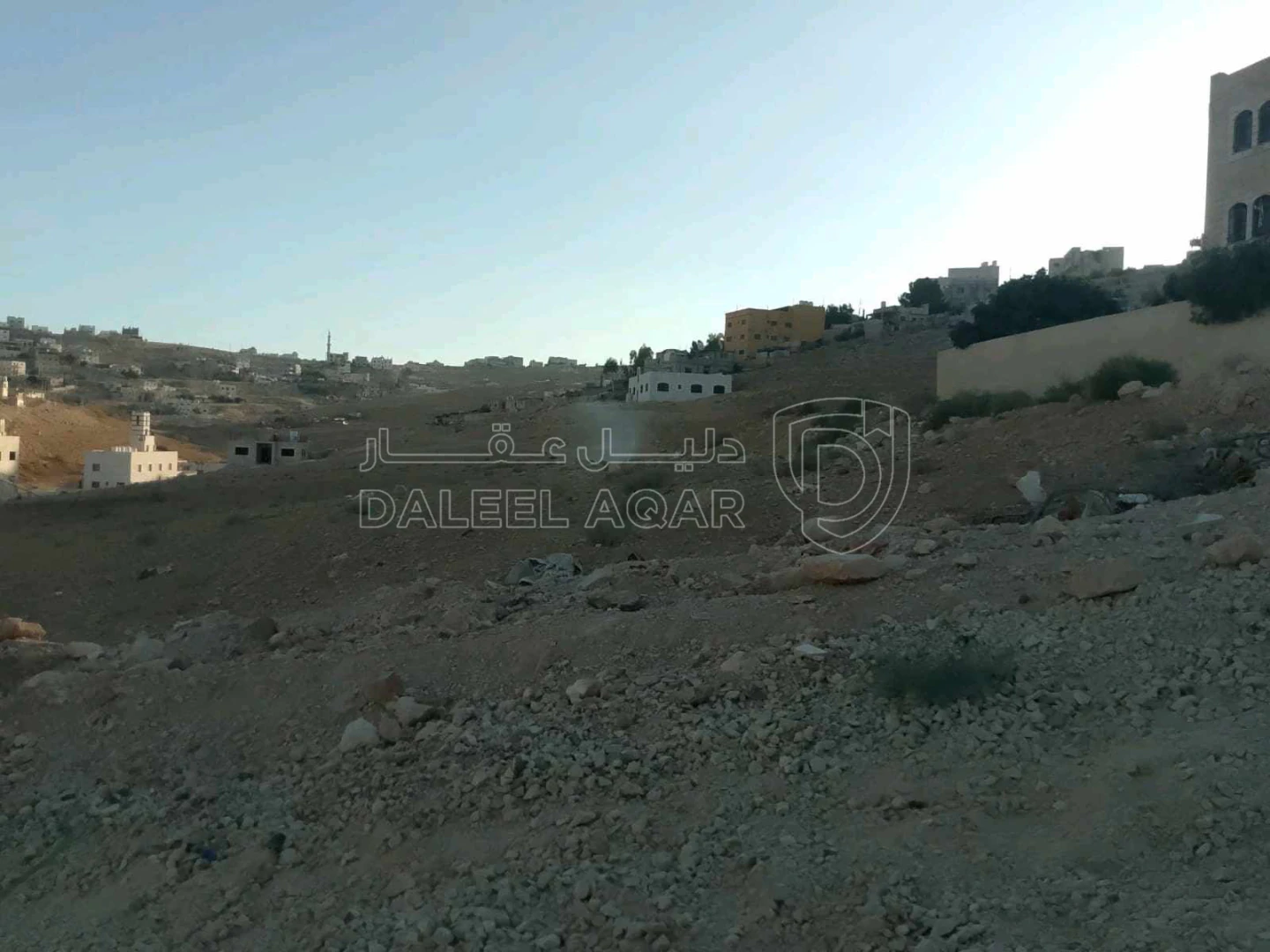 أرض في الأردن - عمان قطعة أرض في ماركا/ المغيرات  - 19,000 دأ - صورة 1