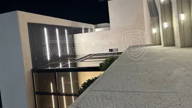شقة في شقة للبيع في ام اذينة - 350,000 دأ - صورة NaN