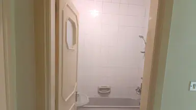 شقة في ام اذينة  - 100,000 دأ - صورة NaN