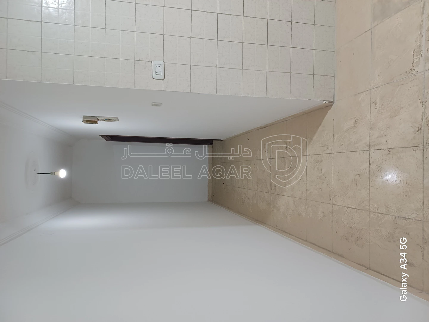 شقة في ماركا _طلوع مستشفى المواساة  - 24,000 دأ - صورة 1