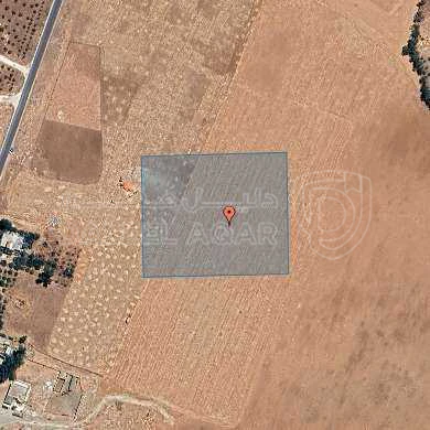أرض في قطعه ارض استثماريه داخل التنظيم سكن ب اللبن - 210,000 دأ - صورة 1